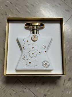 Bond New York Secret Gardens limited Edition $700