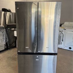 Samsung Bespoke Refrigerator With Beverage Center