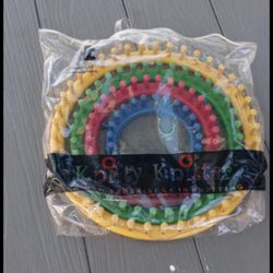 Nifty Knitter  Pickup Between 2:00-10:40 Rainbow/Charleston Cash Only 