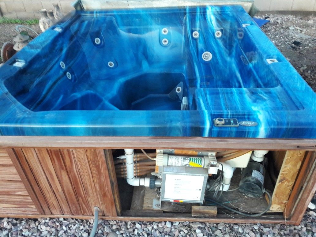 Free Jacuzzi. for Sale in Glendale, AZ OfferUp