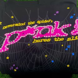 Black spider hoodie pink