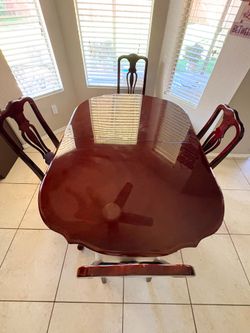 Dinning set with 7 chairs