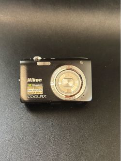 Nikon Coolpix S2800 20.1 MP Point & Shoot Digital Camera