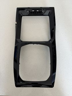 2022 - 2024 BMW X3 G01 front center console trim shoft plate cover piano black