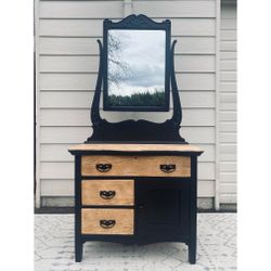 Stunning Antique Dresser / Vanity With Mirror