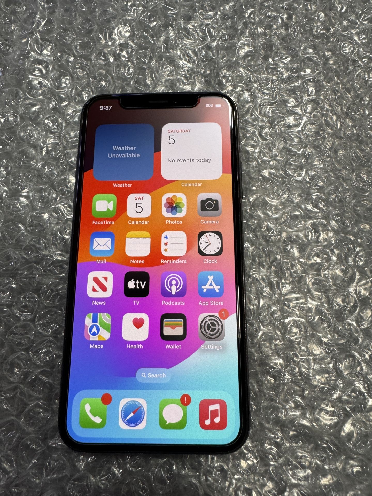 iPhone XS 64 Gb UNLCOKED