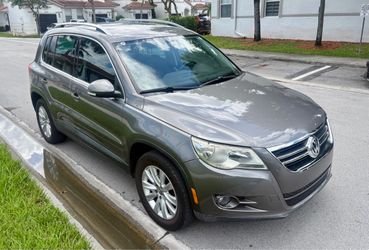 Volkswagen Tiguan SUV