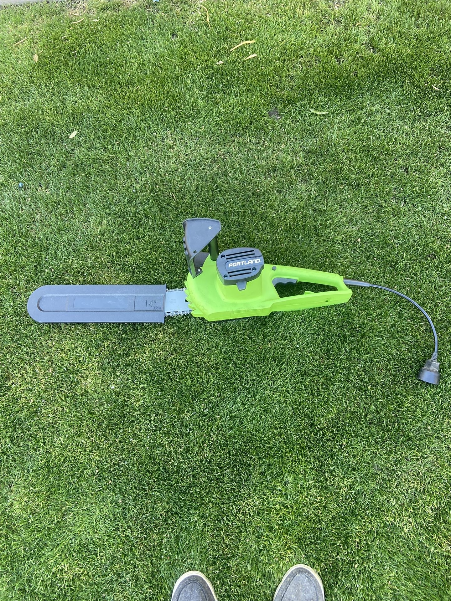 PORTLAND 14" 9 Amp 12OV Electric Chainsaw, Lightweight Design Low Kickback Automatic Oiler