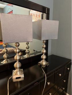 Set of 2 lamps