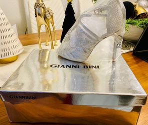 Gianni Bini High Heels