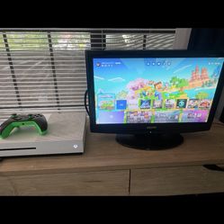 Xbox One S With Tv And Controller 
