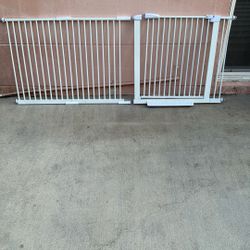 Pet Or Child Barrier With Gate