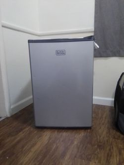 Black+Decker Mini Fridge