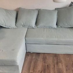 IKEA HOLMSUND sofa bed w/ storage. (Free Delivery)🚚