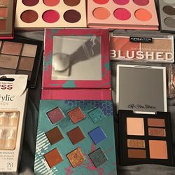 Makeup Bundle Blushes, Nails, 
