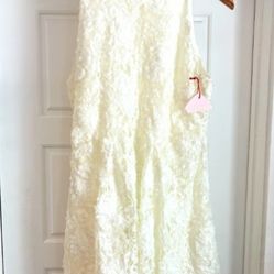 Vow'd 3D Floral Ivory White Dress Size M