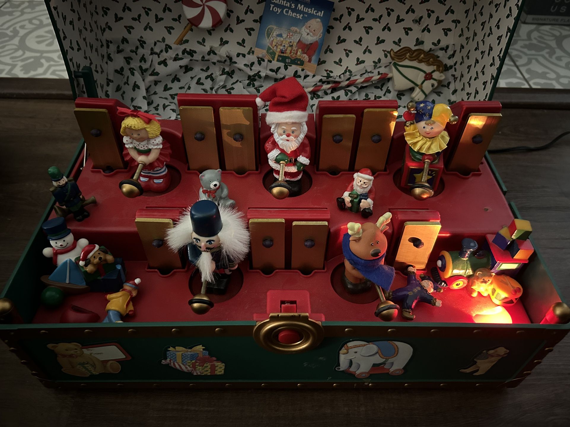 Santa Musical Toy Chest