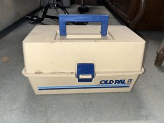Old Pal 1052 Tackle Box  Vintage 15$