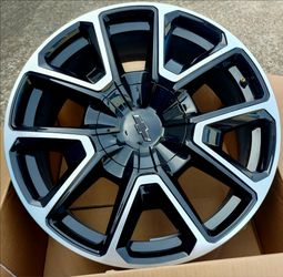 2025 CHEVY TAHOE RIMS OEM......( 22" INCH )