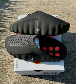 Nike mind 001 “Black Chrome”