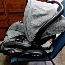 Evenflo Omni Plus Travel System with LiteMax Infant Car Seat in Color Mylar Gray
