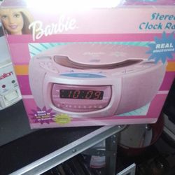 Barbie Stereo CD Clock Radio