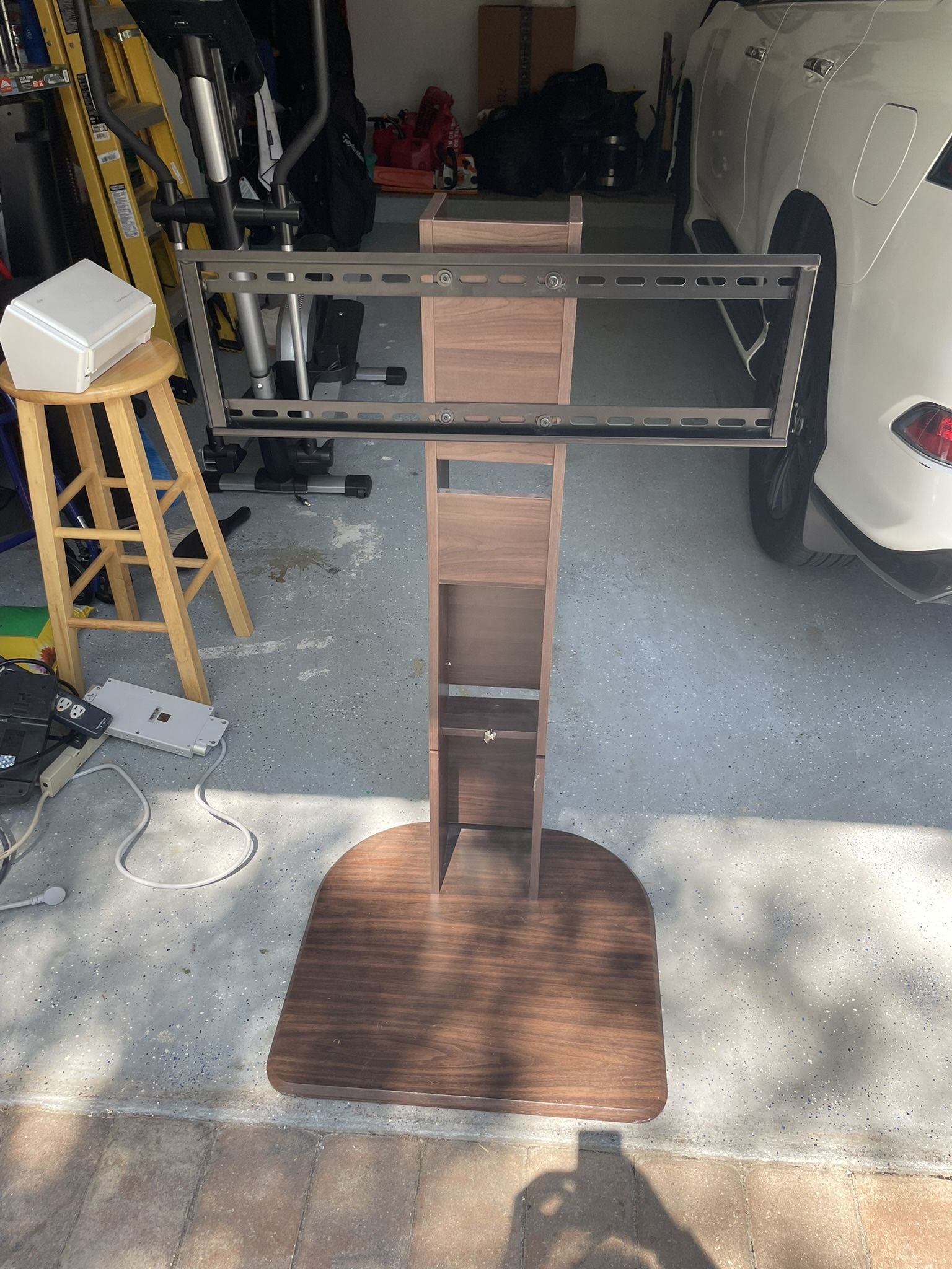 Wood Tv Stand With Glass Shelve