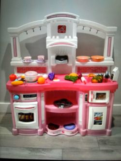 step 2 play kitchen for toddlers