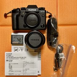 Fuji X-T3 Mirrorless Camera with 18-55mm Lens
