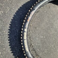 MAXXIS DHRII &   Specialized Tires. 