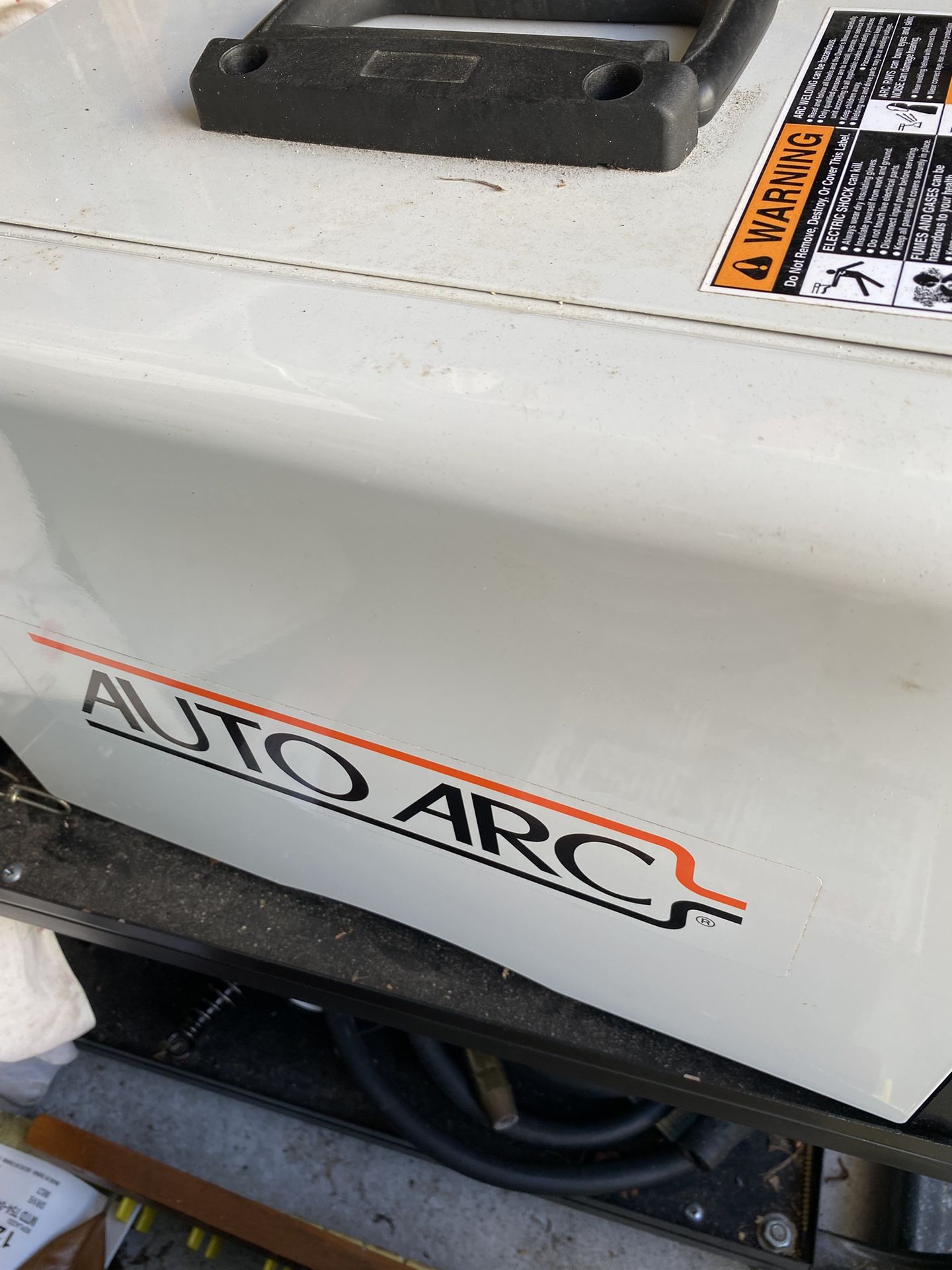 Hobart Auto Arc 130 Mig Welder - Flux Core And Gas
