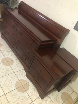 Cal king bedroom set solid wood clean
