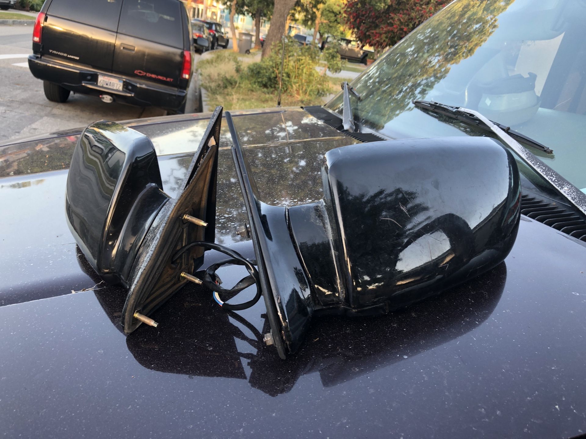 2 Door Tahoe Yukon Blazer mirrors $15-45 each