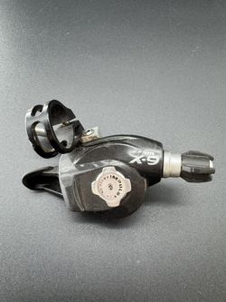 SRAM X9 trigger shifter