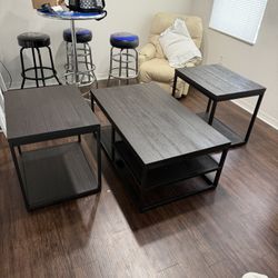 Coffee Table And end table Set 