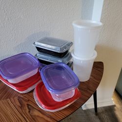 Plastic Containers 