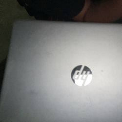  HP - Pavilion 15.6"  Laptop - Intel Core i5-1235U - 8GB Memory - 256GB SSD - Ceramic White