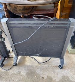 DeLonghi Convection Panel Heater, Full Room Quiet portable electric heater