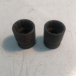 2 - Snap On Vintage Impact Sockets 15/16 #S8 - 300 And 7/8 #S8 - 280 / 12 Point Used In Great Condition 