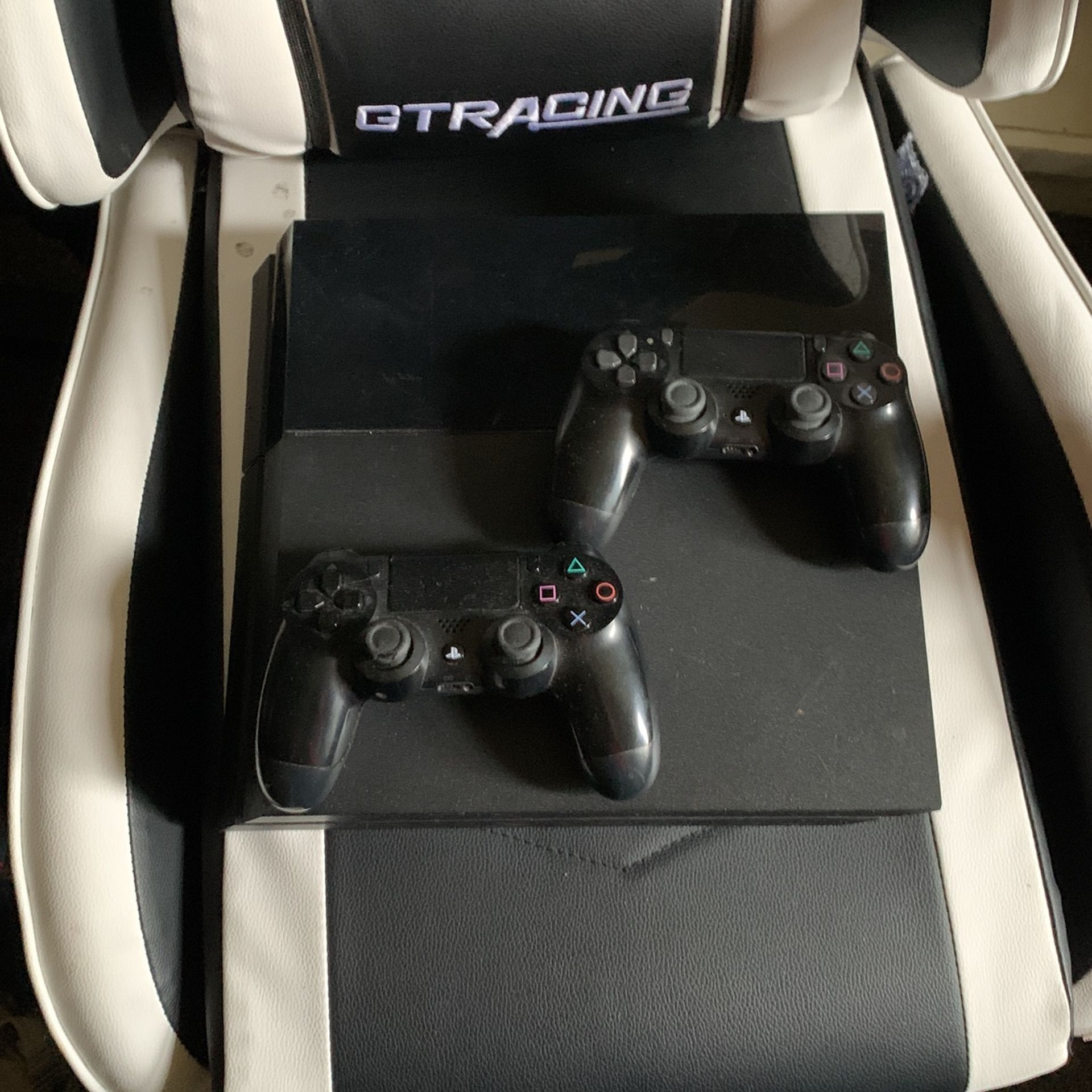 PS4
