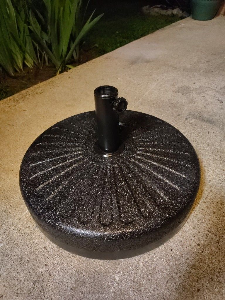 Patio Umbrella Holder/ Weight