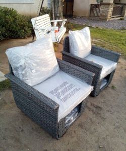 Display model patio chairs used as a display brand new outdoor patio chair set patio furniture  🆕✅🆕