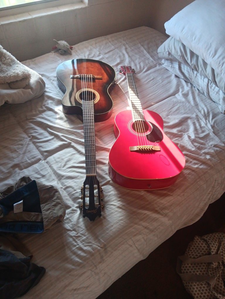6 String Acoustic Guitar 1 Full Size And 3/4 Size