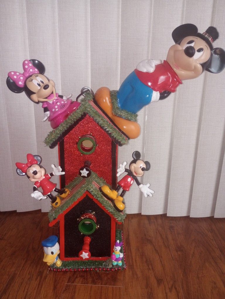 ONE OF A KIND DISNEY BIRDHOUSE