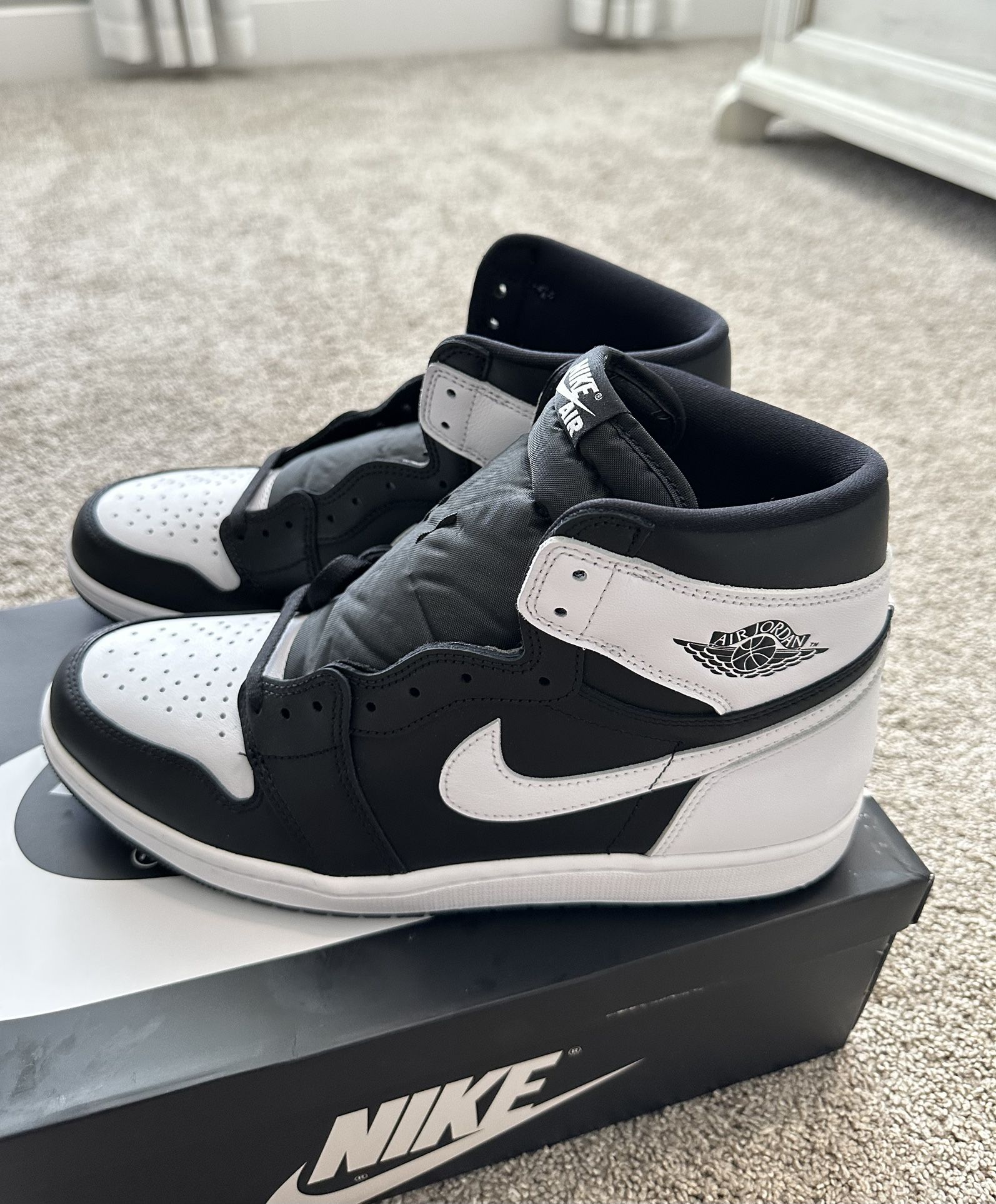 Brand New Nike Air Jordan 1 Retro High OG Shoe Black White DZ5485-010 Men's Size12