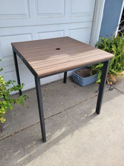 Outdoor table