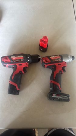Milwaukee drill set + 5.0 battery