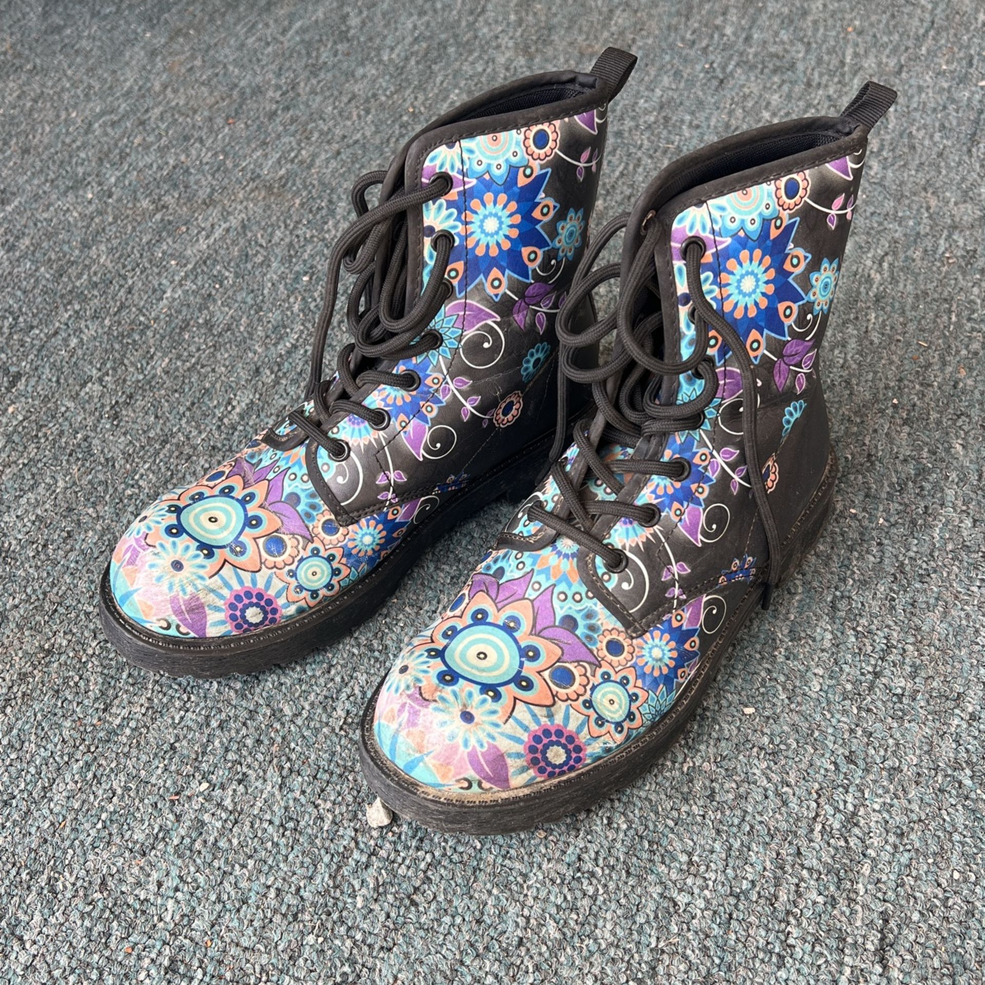 Festival boots