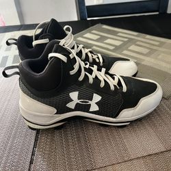 Babseball  Cleats 8.5 