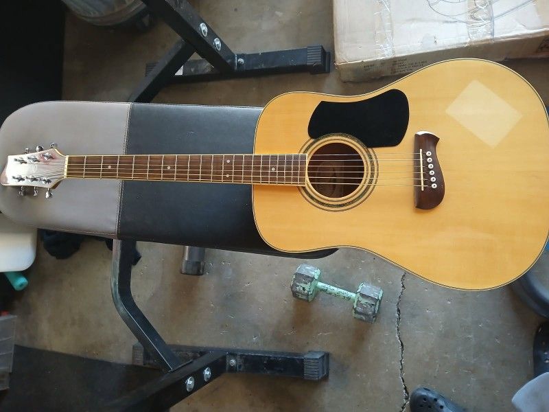 Olympia Acoustic Guitar OBO